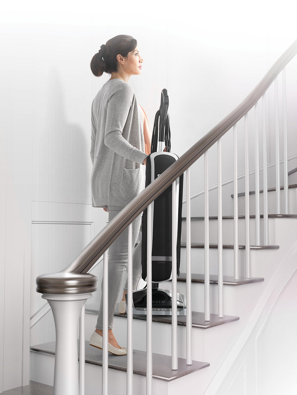 Elevate Command Vacuum9